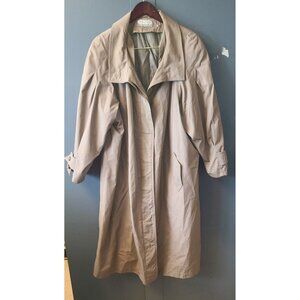 Bryant Park Woman’s B2 Coat XL Beige Trench Coat Lined 47 Length, 60 Chest, 33 S